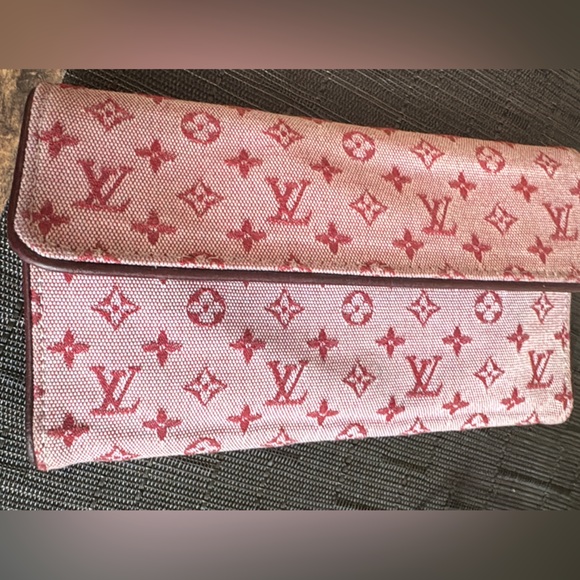 Lovely Louis Vuitton Burgundy Mini Lin Long Trifold Wallet - Picture 6 of 16